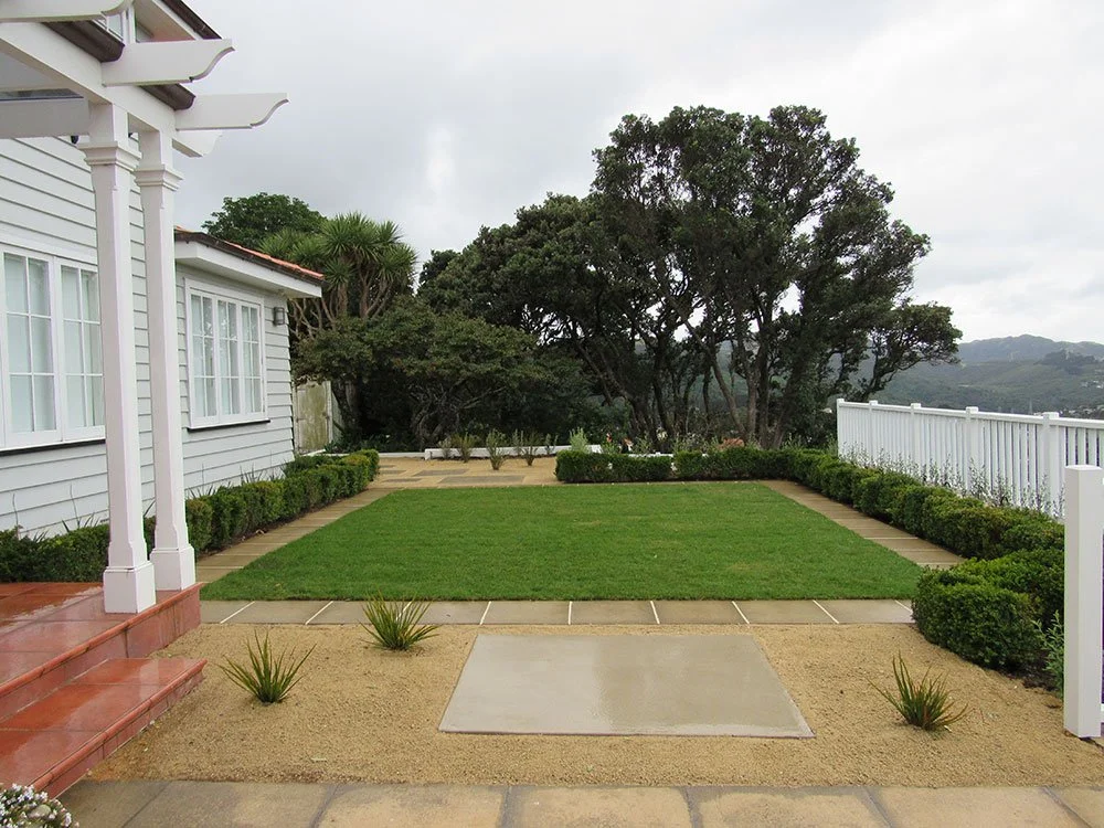 1-Karori---Full-Landscape---Paving,-coloured-concrete,-ready-lawn-and-limestone.jpg