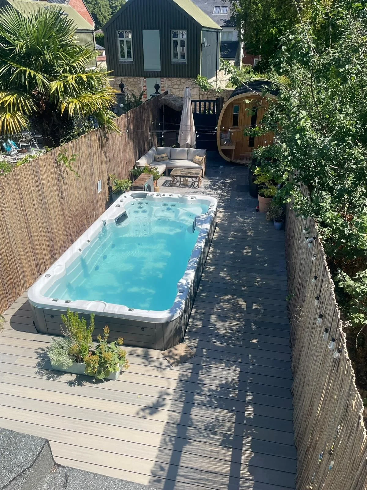 🌿Wellness beyond the studio walls 🌿

Back in July, our sister studio Studio Zest in Tisbury opened the gates to something truly special &mdash; The Garden Project 🌸
A serene, private outdoor spa space featuring a heated pool, sauna, cold plunge, a