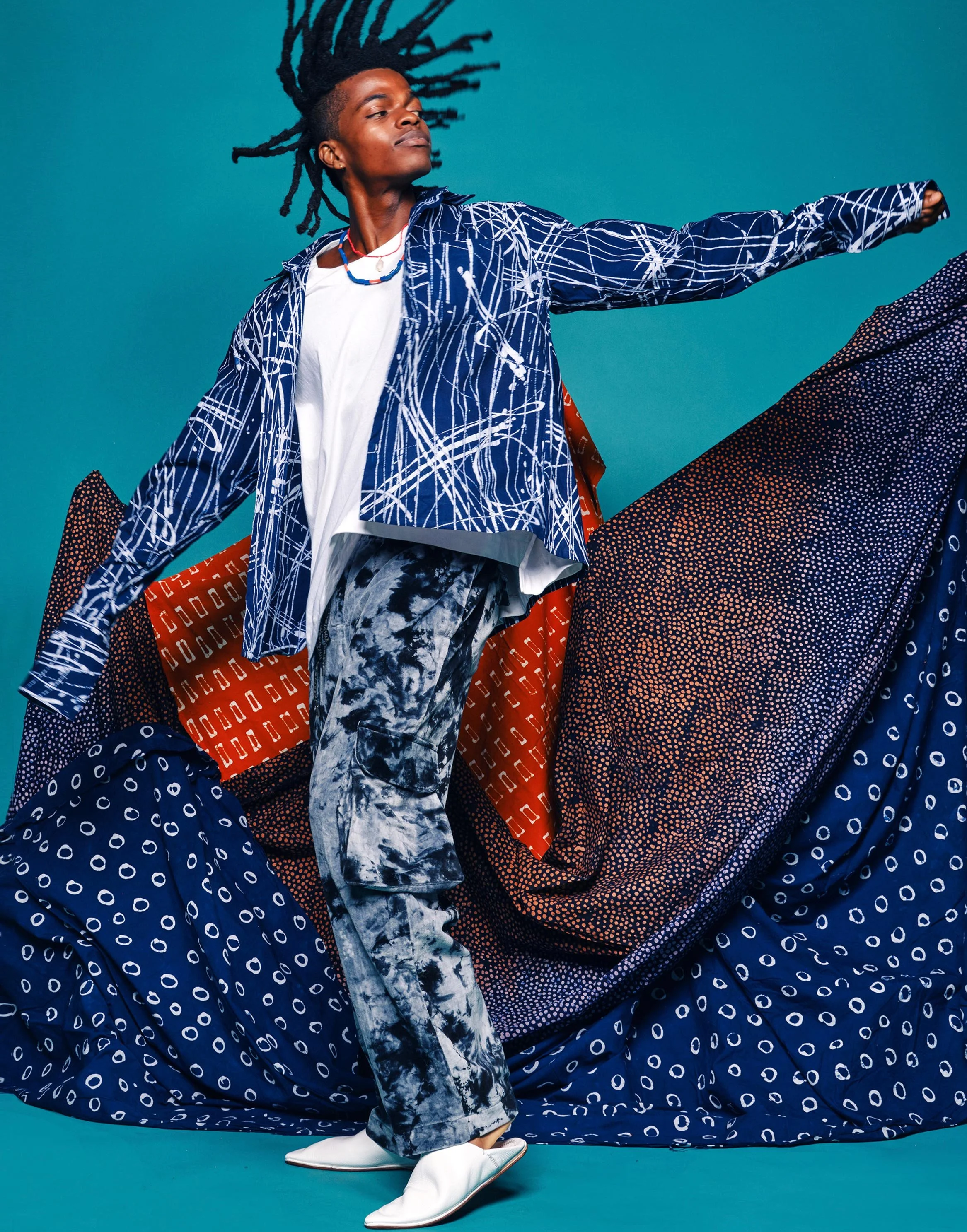 AJAH SHIRT ISSA SCRIBBLE INDIGO (3).jpg