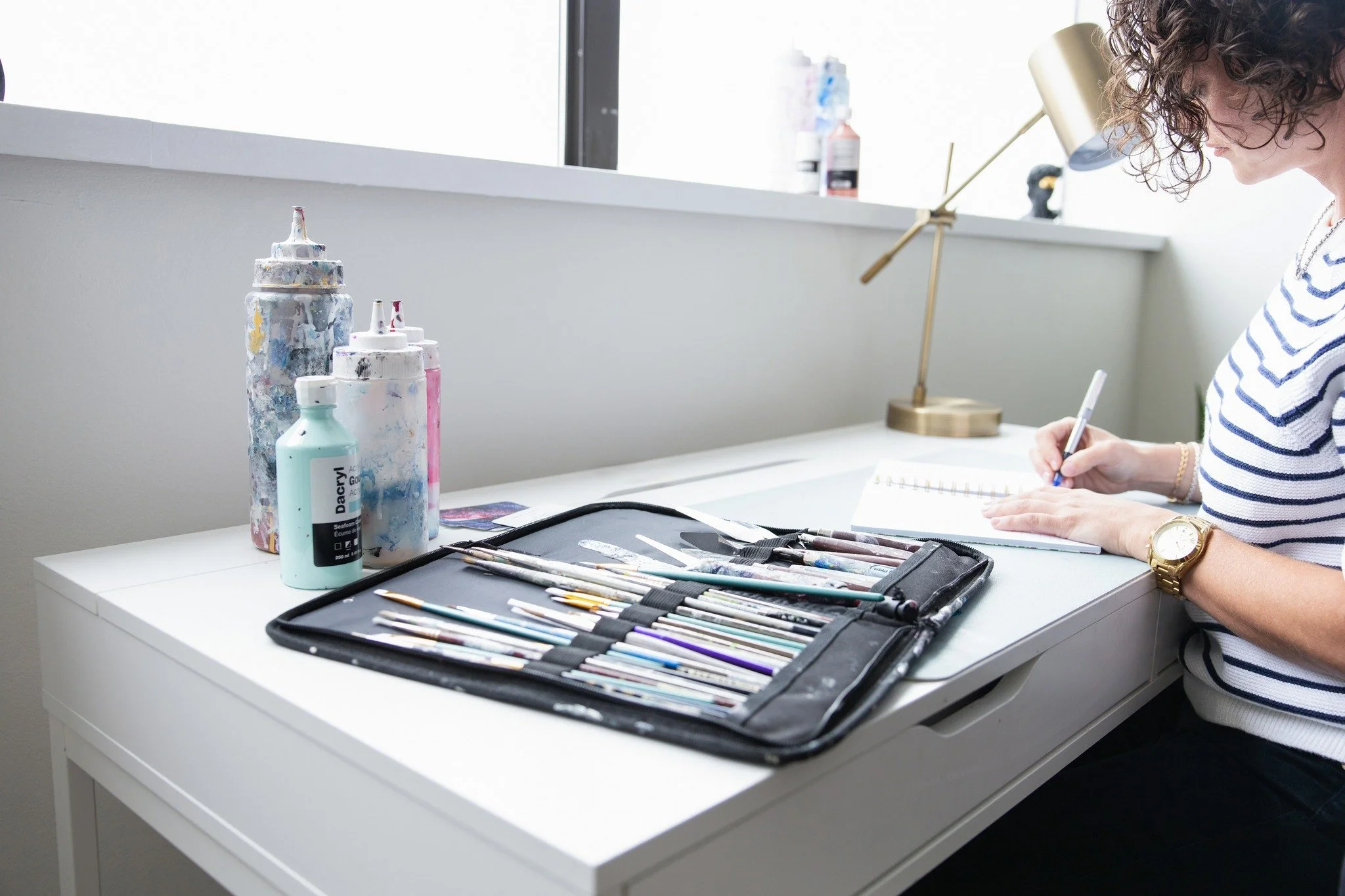 Not every step demands attention. Some of the most meaningful ones pass quietly.

For more information contact us at |
art@helenalexmurray.com
604.723.8664
www.helenalexmurray.com

#artprocess #artistpractice #behindthework #creativeprocess #studioqu