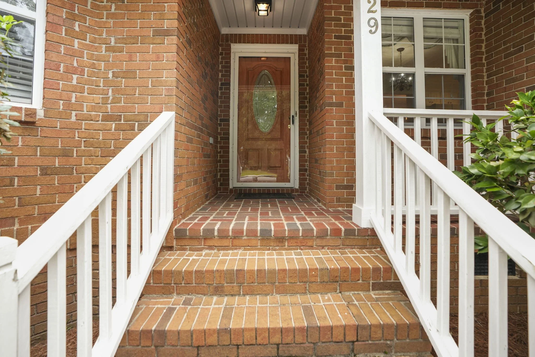 29 Meadowcrest Drive