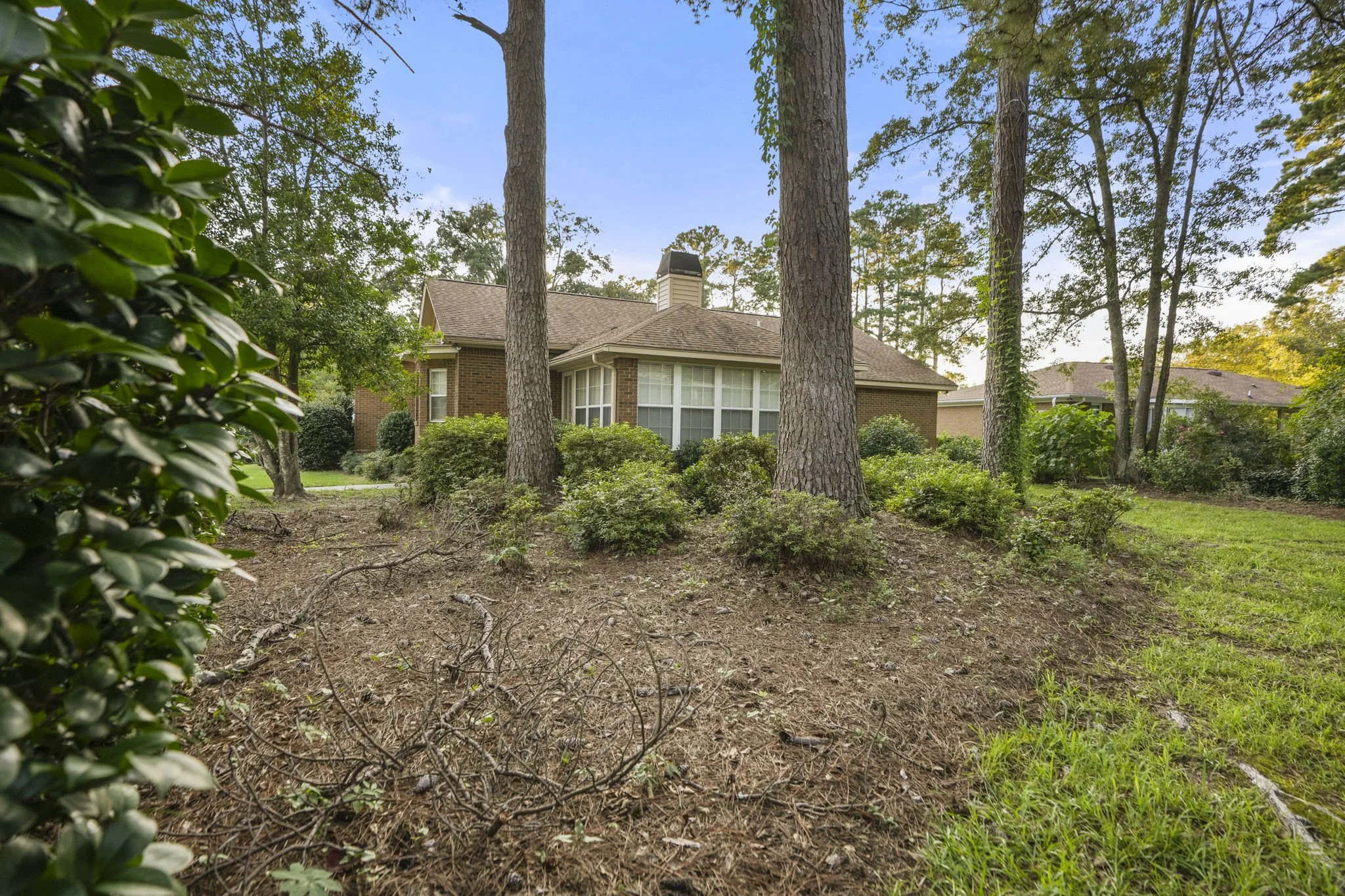 29 Meadowcrest Drive