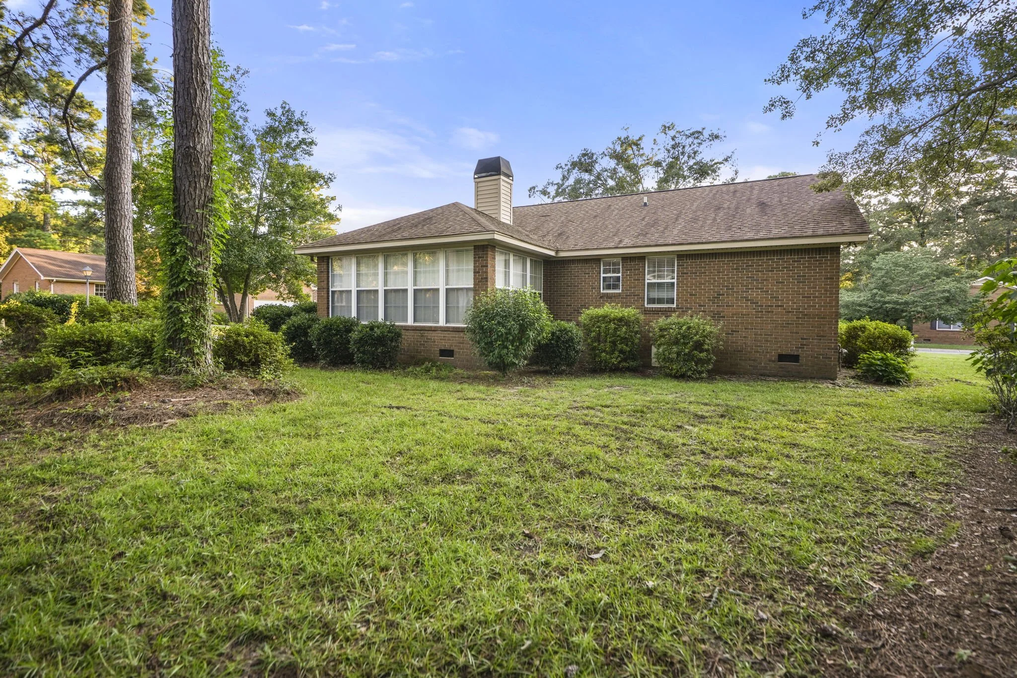 29 Meadowcrest Drive