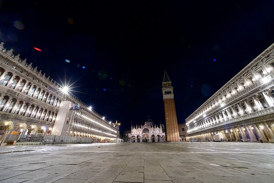 Inundated Venice braced for more flooding, strong winds