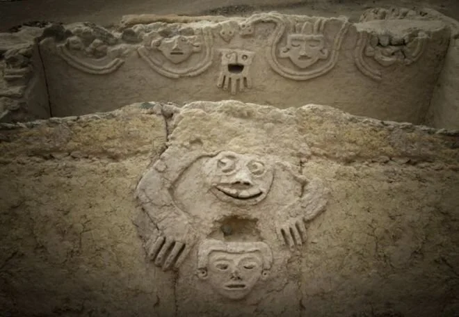 “Mural from 3,800 years ago unveiled by Peru archaeologists”