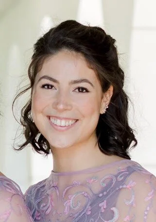 Fall 2019 - New Intern  Veronica Barrera Joins the Staff