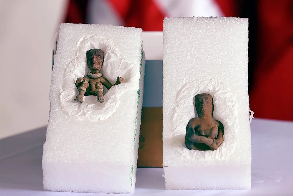 "US returns ancient artifacts taken from Mexico"
