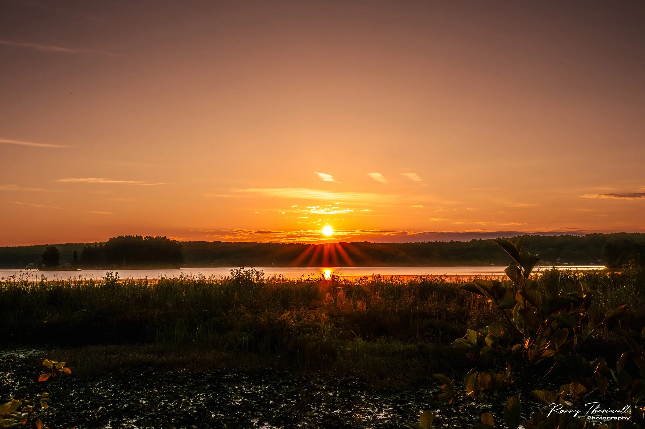 Coucher de soleil ile de Katevale.jpg