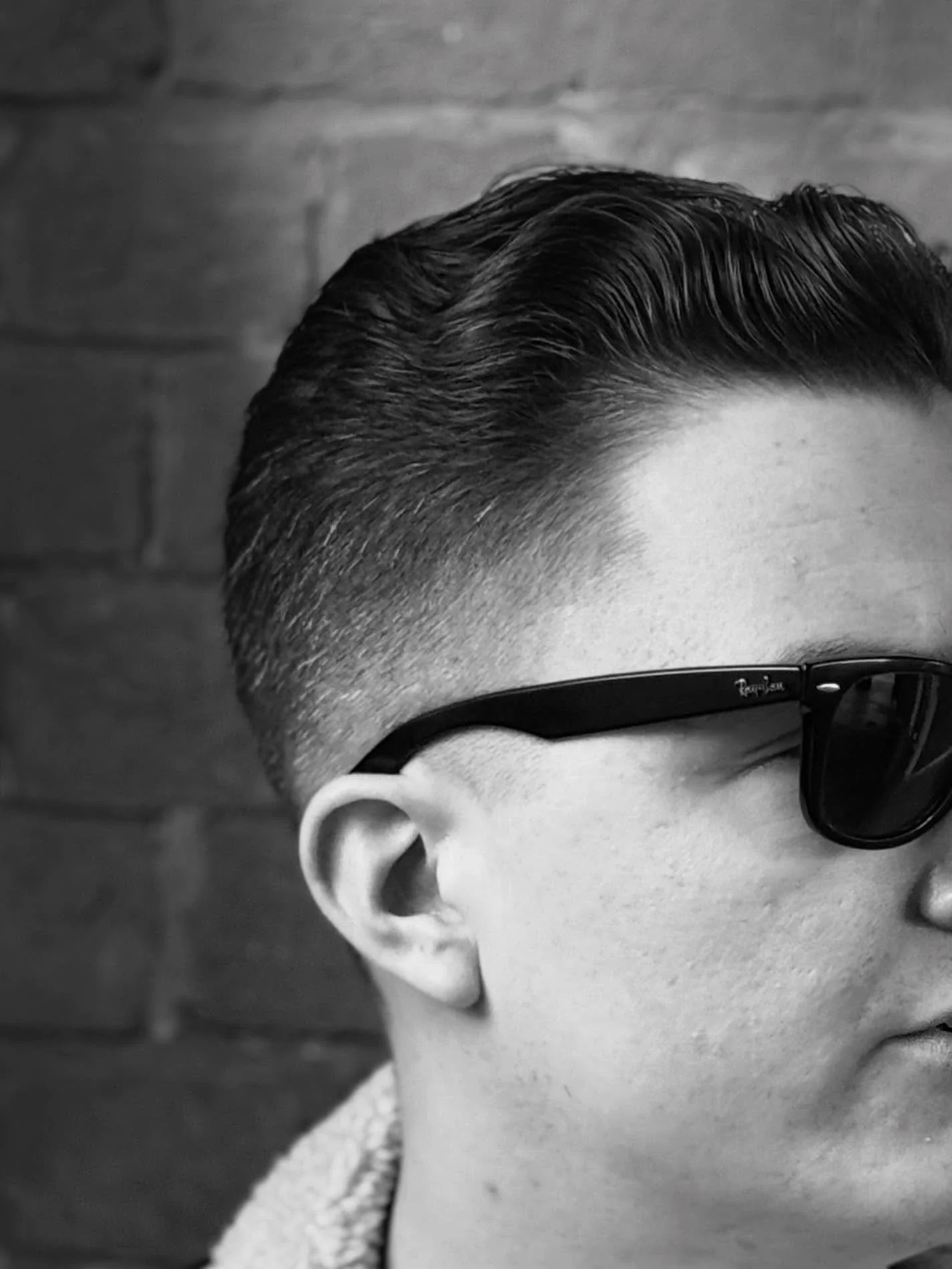 &bull;Styled and Slick&bull;

#barbering #Mullet #wahl #babyliss #skinfade  #buckinghamshire  #aylesbury #menslonghair #buckinghamshirebarber #
#barber #tattoos #cutthroat #jrl #dmi #barberlife #foryoupage #fyp #cutthroatandhound  #thearchway