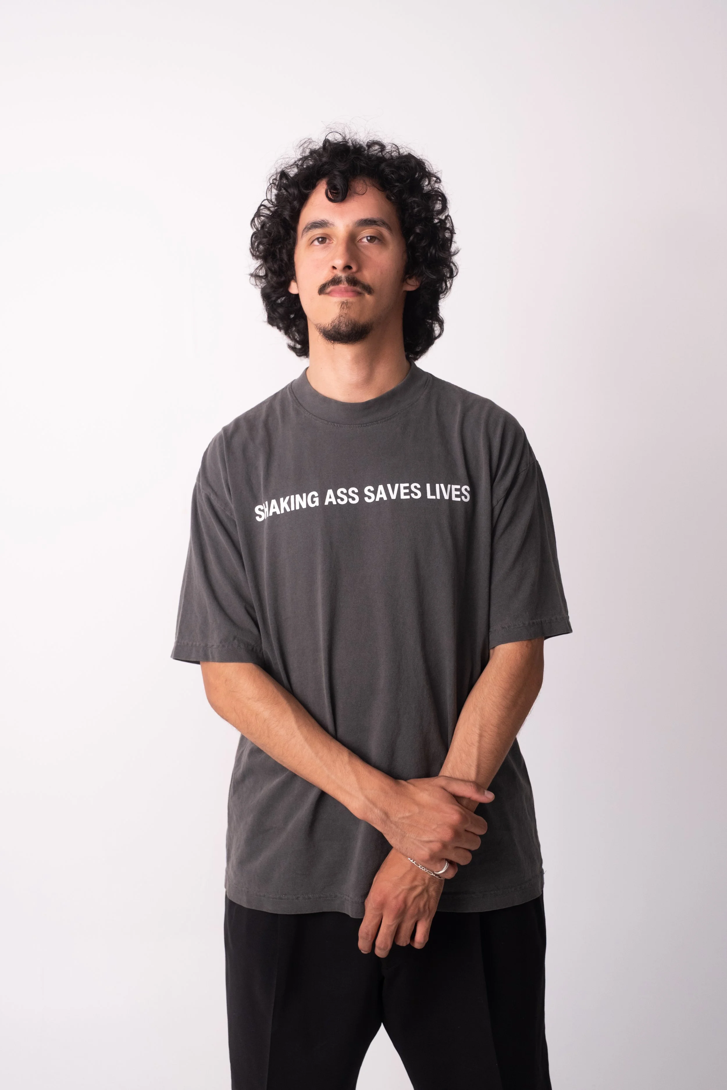 SHAKING ASS SAVES LIVES