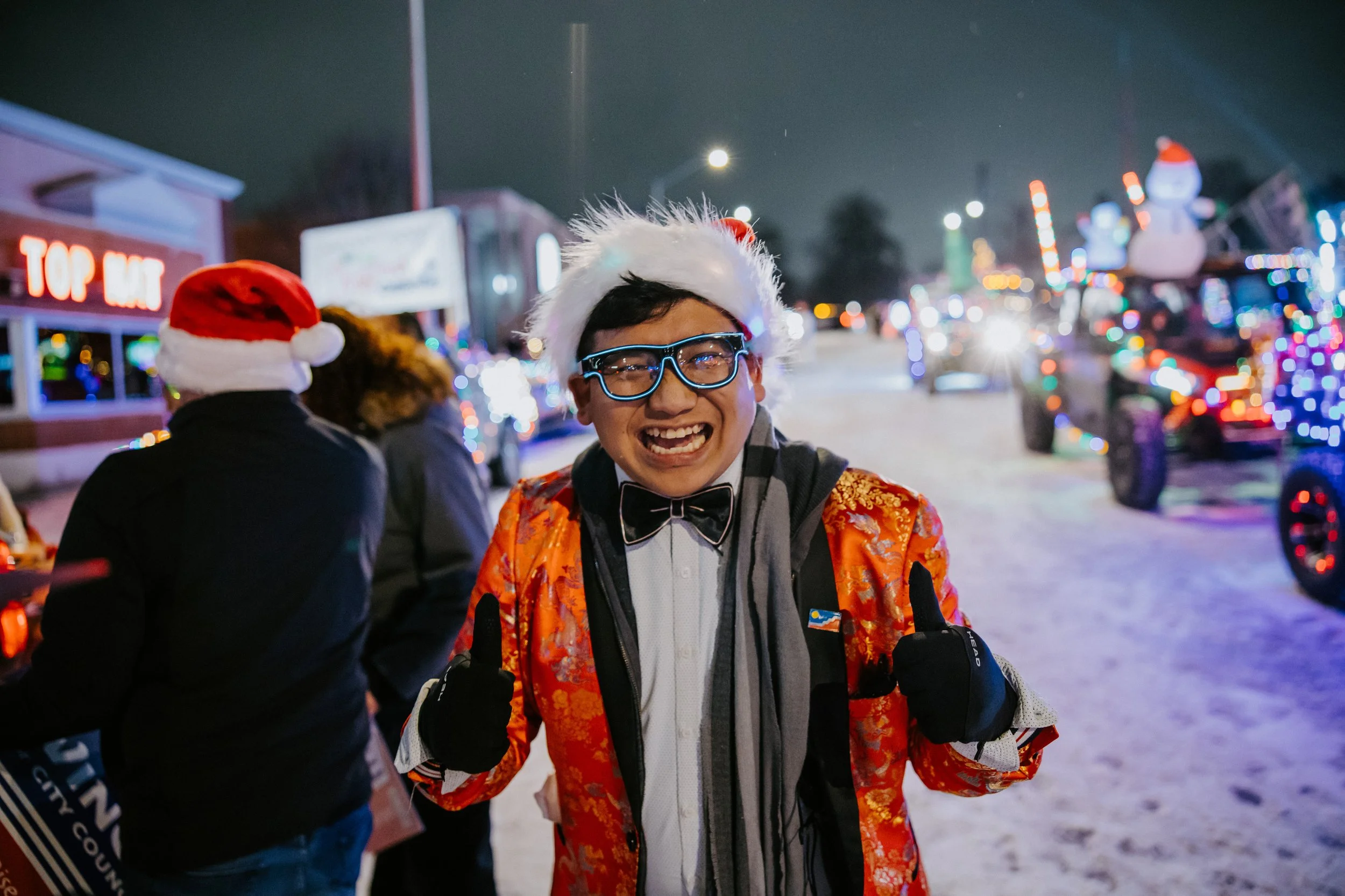 VinceForSiouxFallsCityCouncilAtLarge_ParadeOfLights2025_004.jpeg