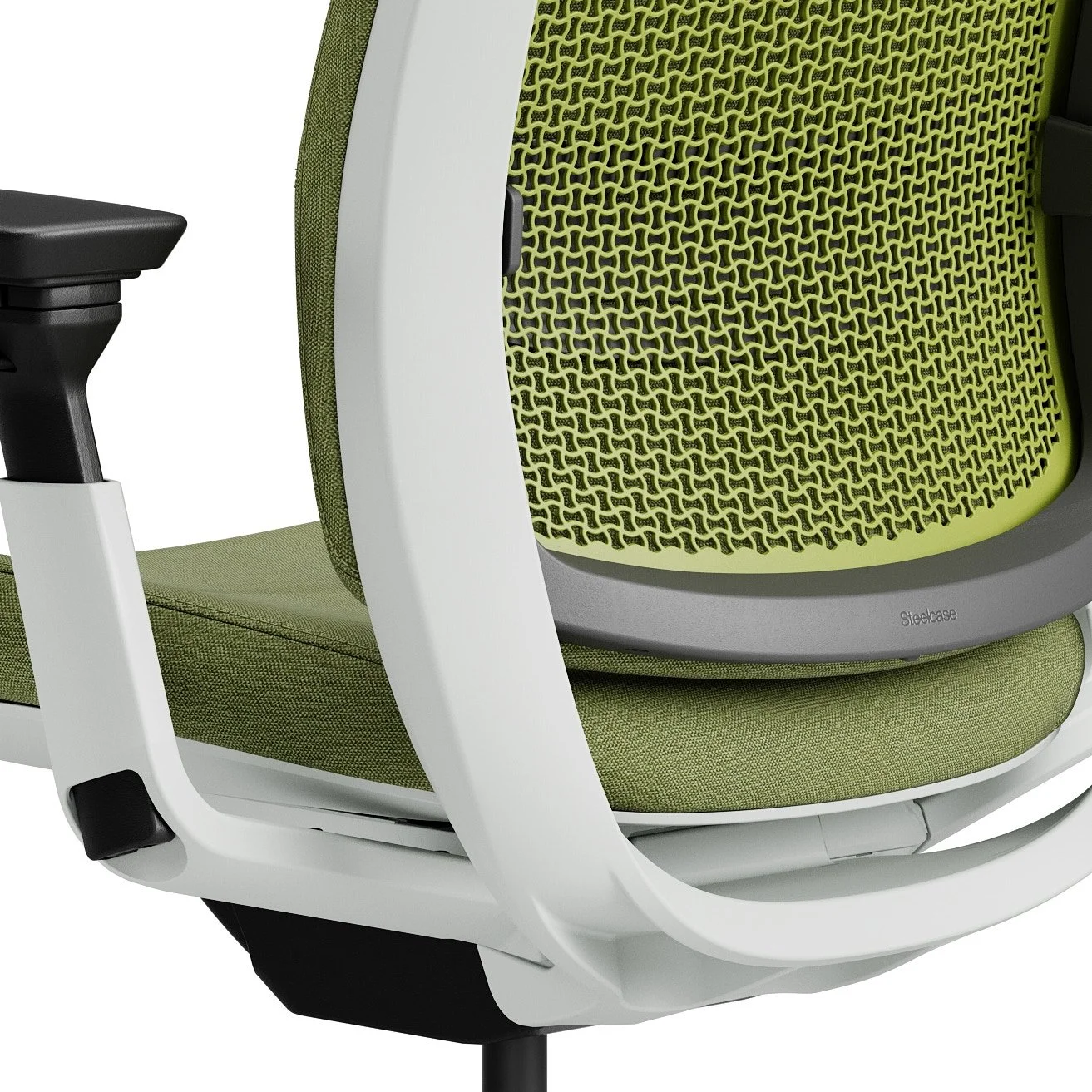 beauty_se2_chair_0005_Crop 1.jpg