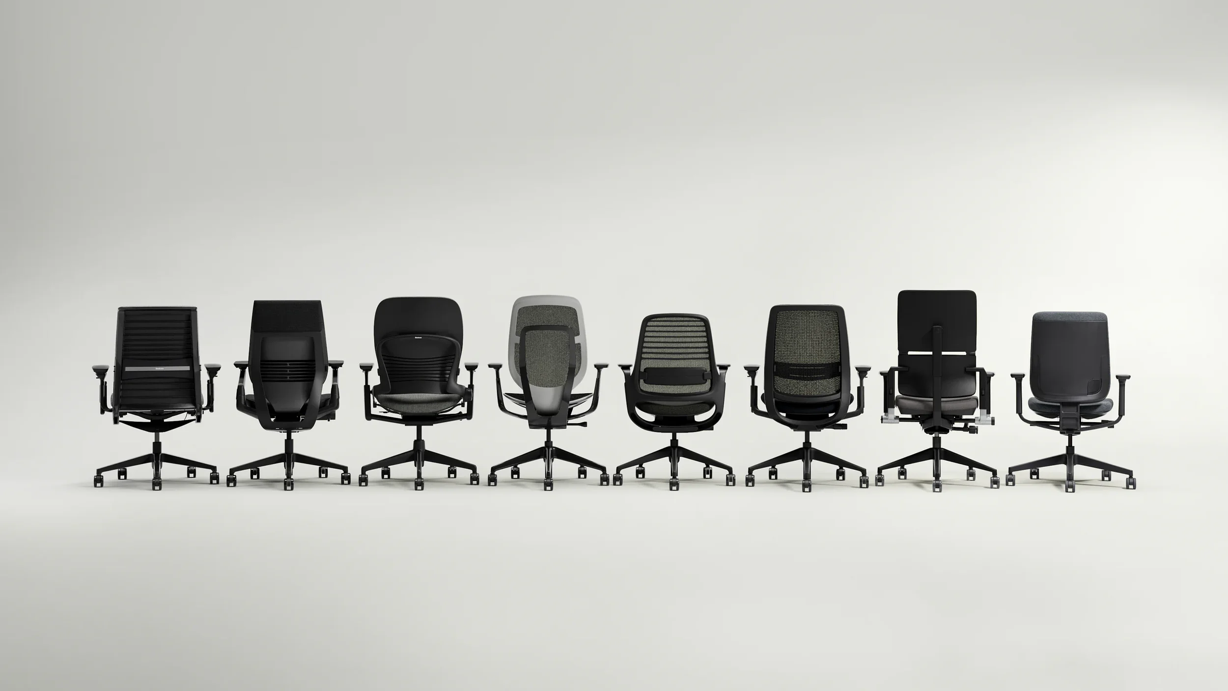 sc70_task_seatning_family_black_Crop_full.webp
