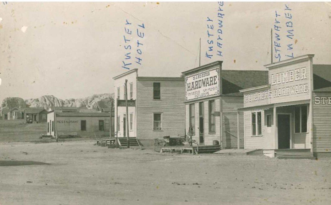 no date 4.jpg
