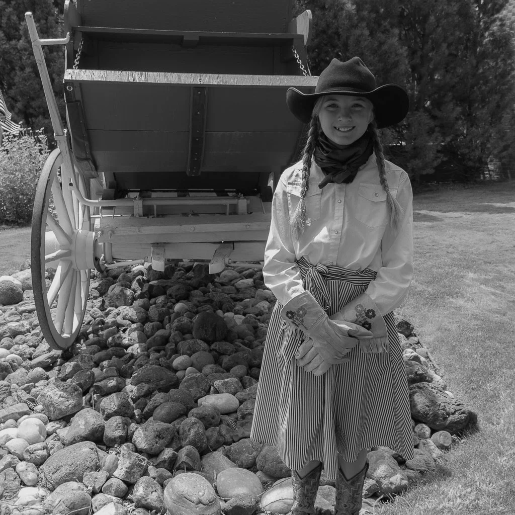 Randus Martin as Annie Oakley