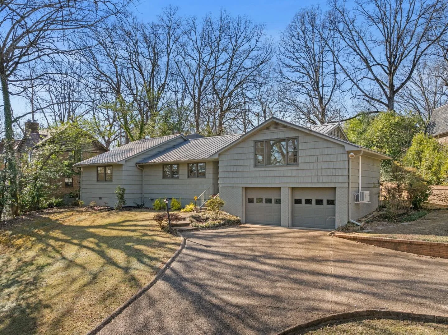Step into a rare mid-century modern gem in the heart of historic Florence, where location, space, and style collide. 

616 Lelia St. is just an easy jaunt to UNA&rsquo;s campus and the new Bank Independent Stadium, this home delivers living space gal