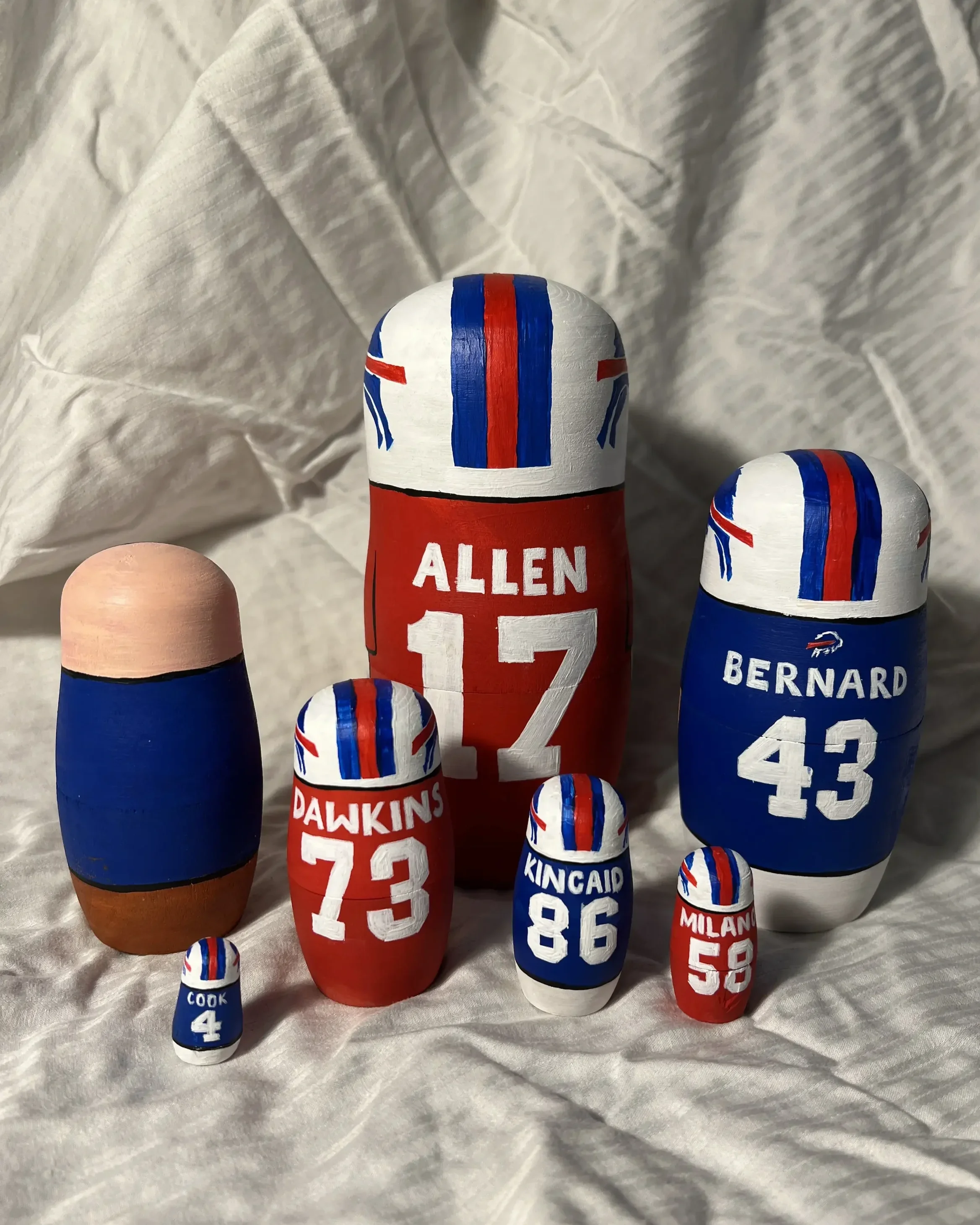 Hand_painted_Russian_Nesting_Dolls_Set_Buffalo_Bills_4.webp