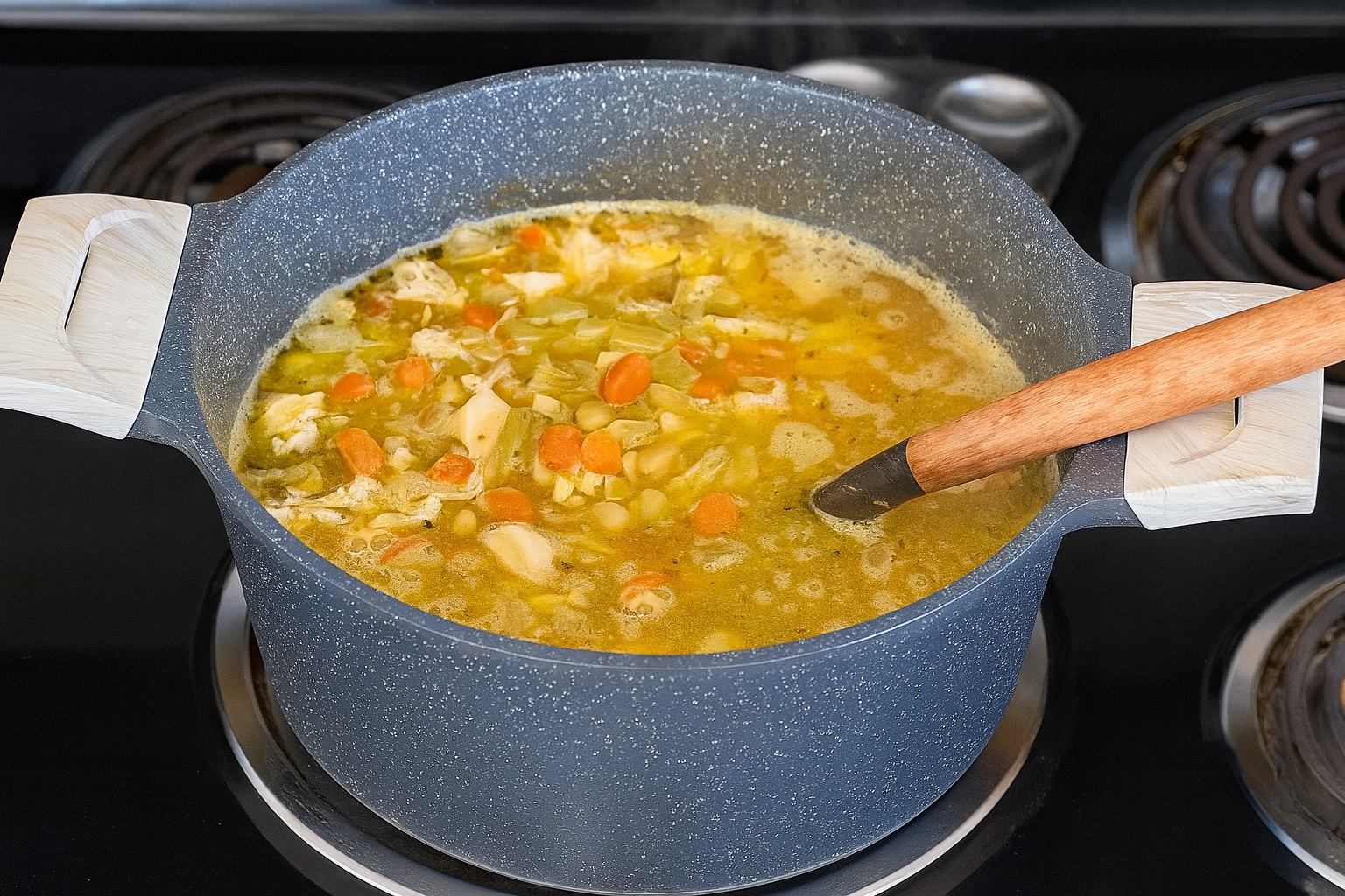 🍲 Heart-Healthy White Bean Chicken Chili (High Fiber + Clean Ingredients)