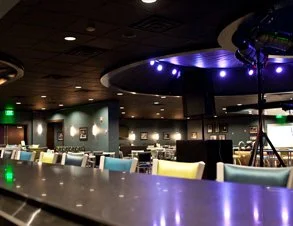DRINKS, APPETIZERS AND DINNER