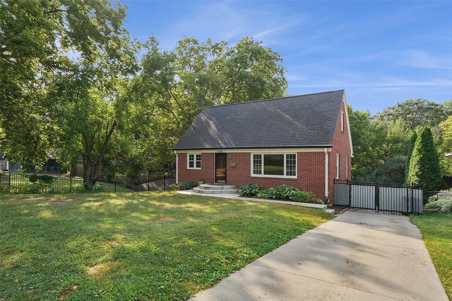 Des Moines South of Grand Home | 3 Bedroom Brick House | Updated Kitchen &amp; Finished Basement