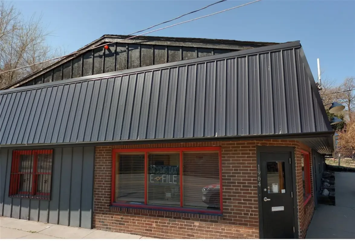 1964 Indianola Avenue, Des Moines, IA 50315