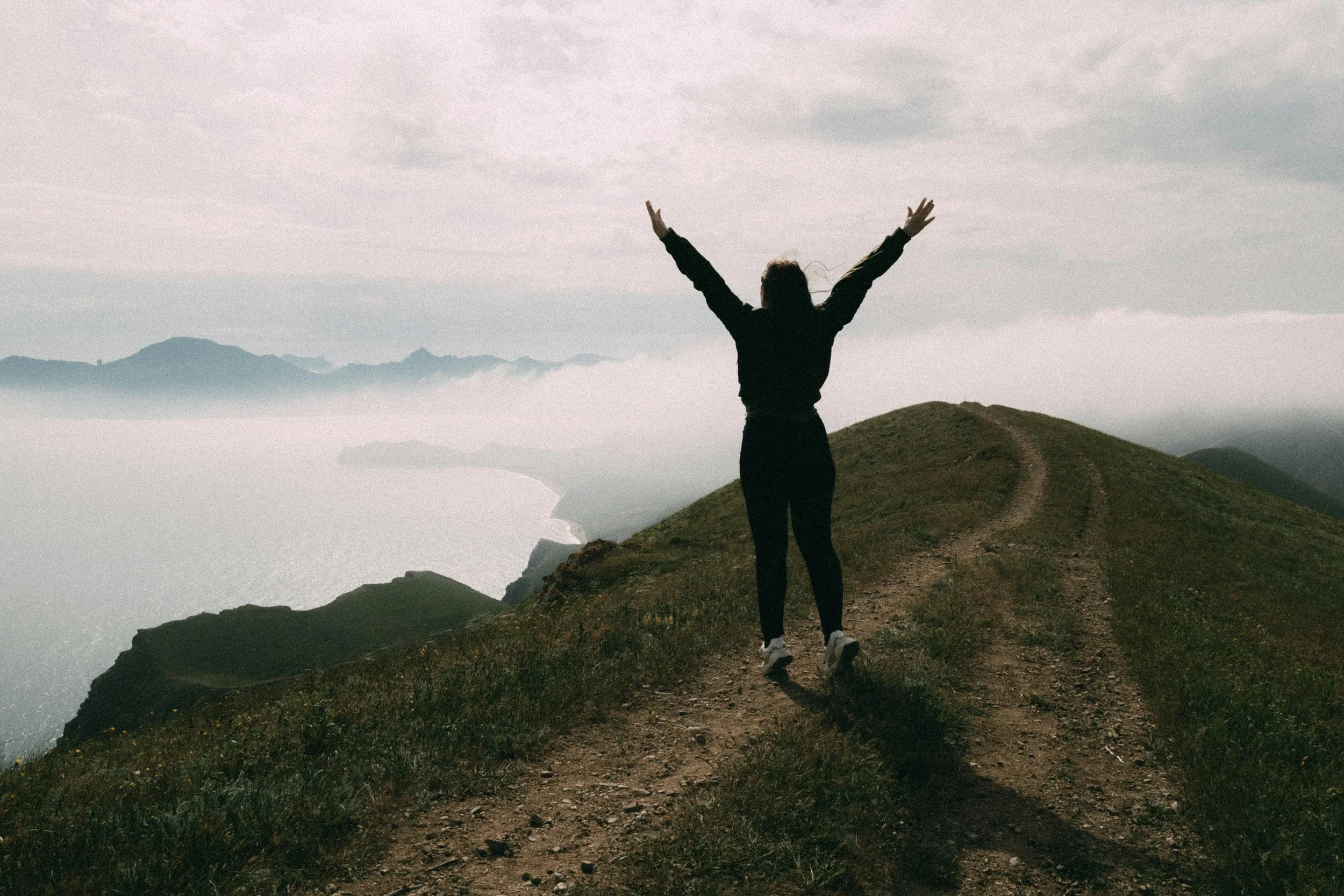 Positive Psychology and Growth Mindset: A Powerful Duo for Leadership Success