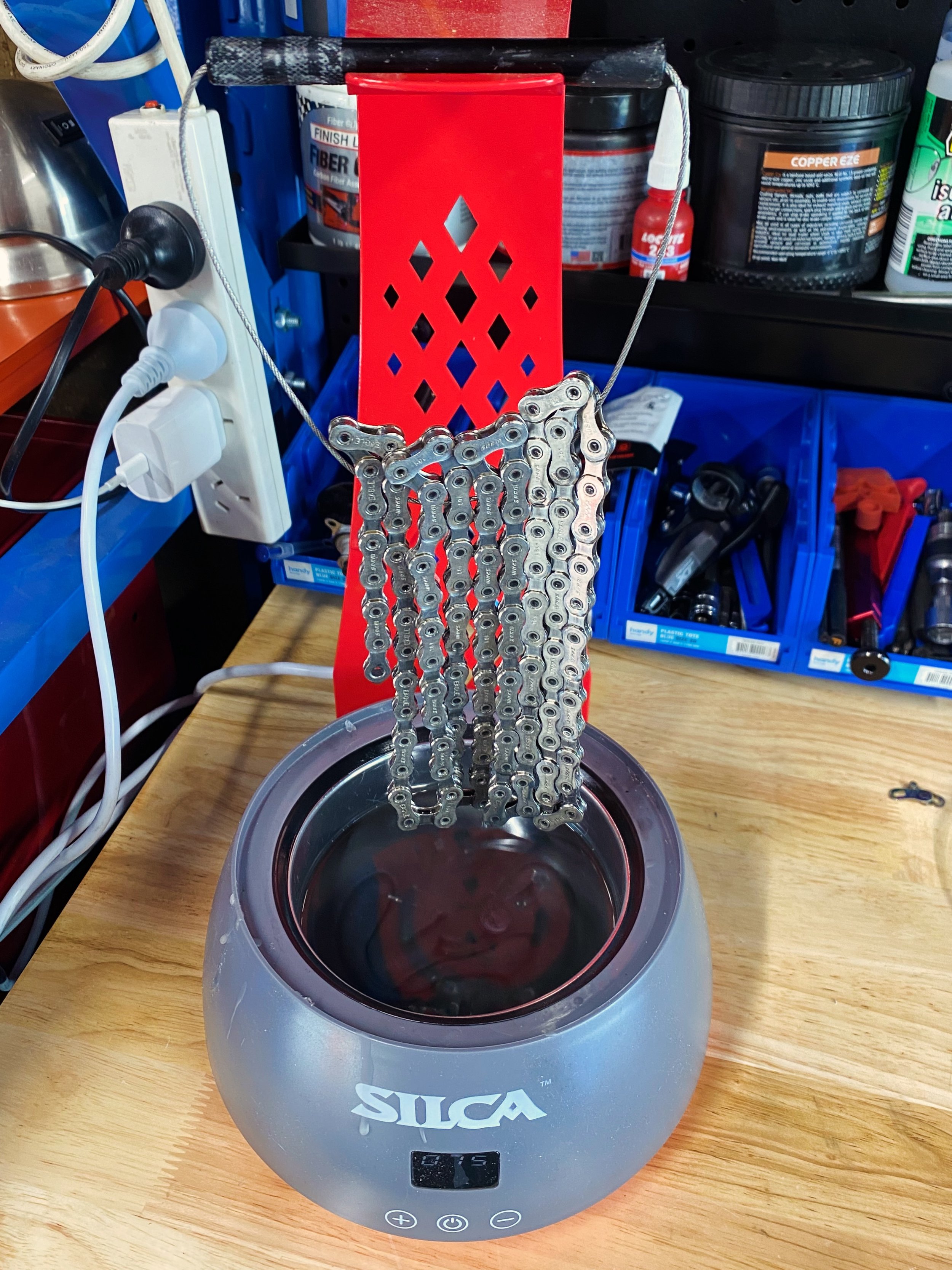 Yep that&rsquo;s right, Wills Wrenching does chain waxing. 

Here&rsquo;s a few options: 

- Ad it on as part of a service, 
- strip a new chain of the factory grease and apply wax,
- clean and re-wax your existing chain. 

Hit the link in the bio or