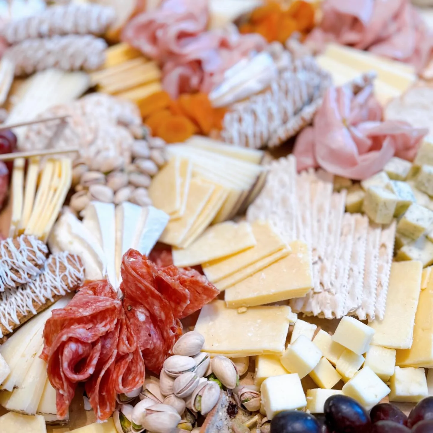 A drizzle of honey for a major flavor enhancement 🍯🧀😋