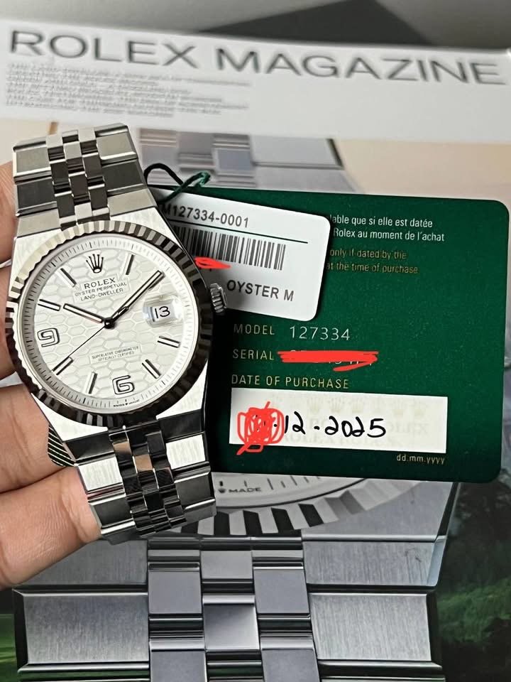 Rolex Land-Dweller 40mm – Ref. 127334 (December 2025)