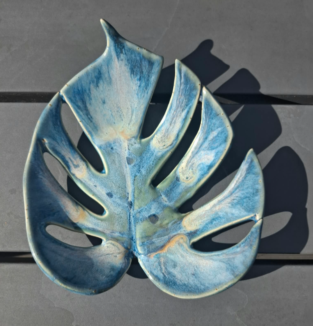 Tropical Inspired Monstera Leaf Dish - Ocean Mist