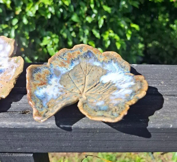 Natural & Blue geranium soap dish.jpg