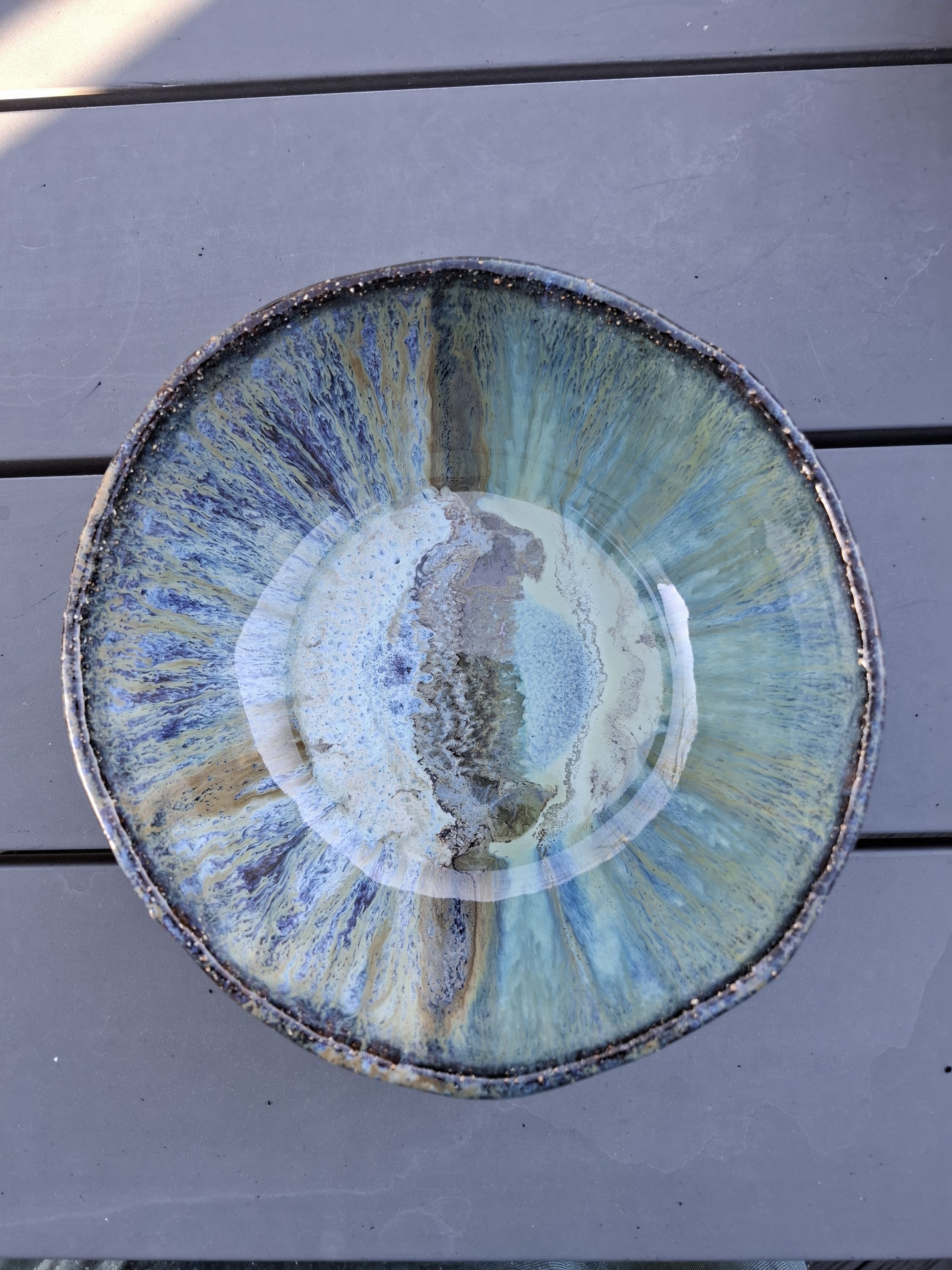 Handcrafted Artisanal Bowls with Stunning Glaze