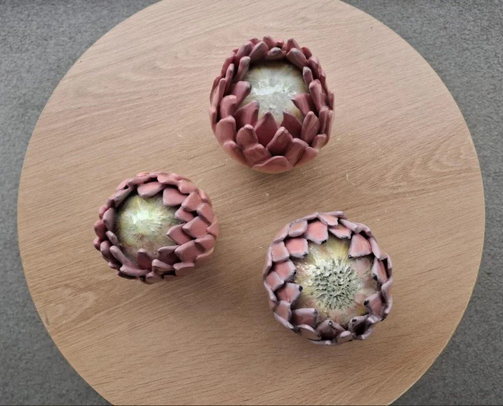 Pink Proteas table.jpg