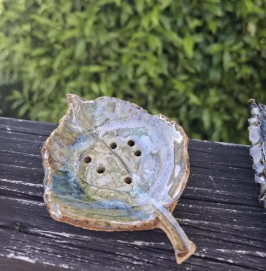 Soap dish - hydrangea small.jpg