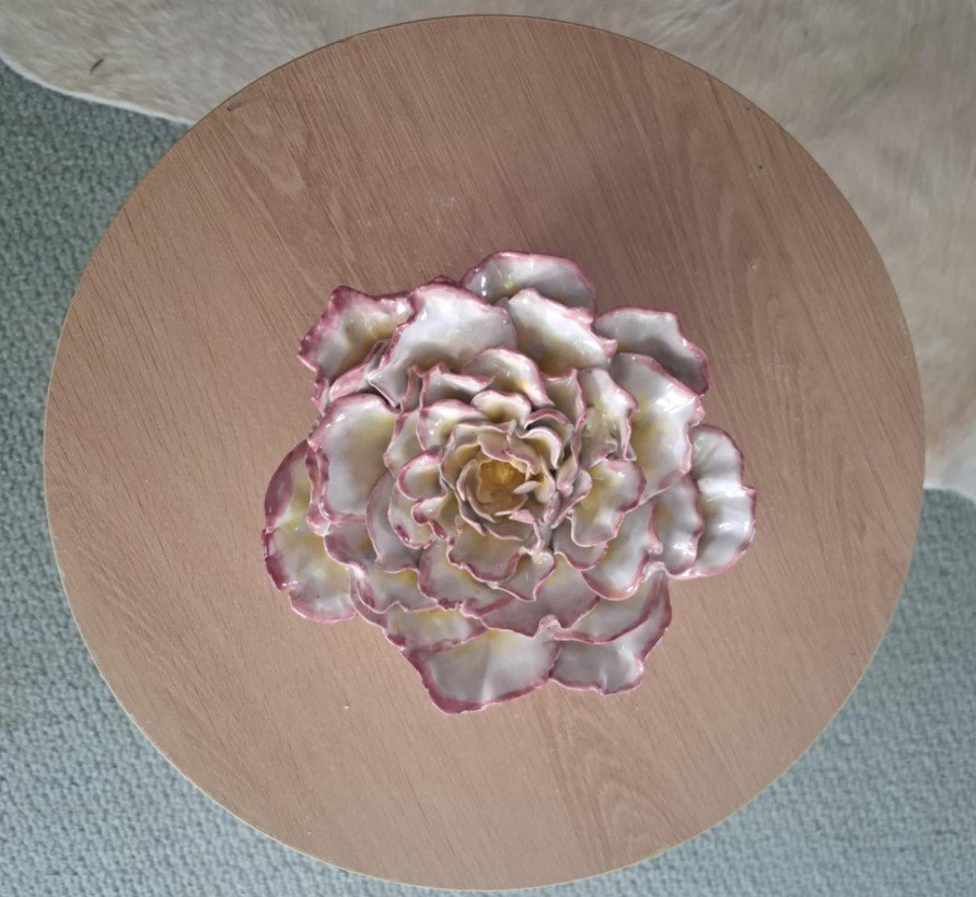 Large White pink & yellow rose table.jpg