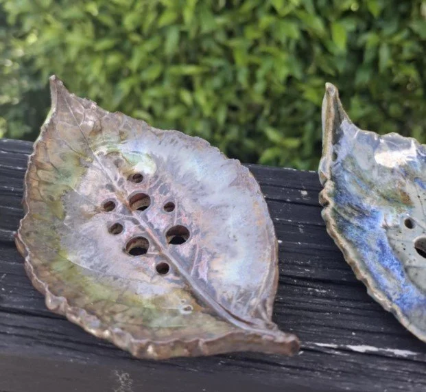 Soap dish - hydrangea ancient copper & green.jpg