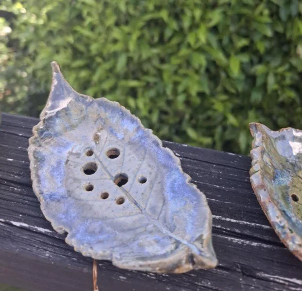 Soap dish - hydrangea blue.jpg