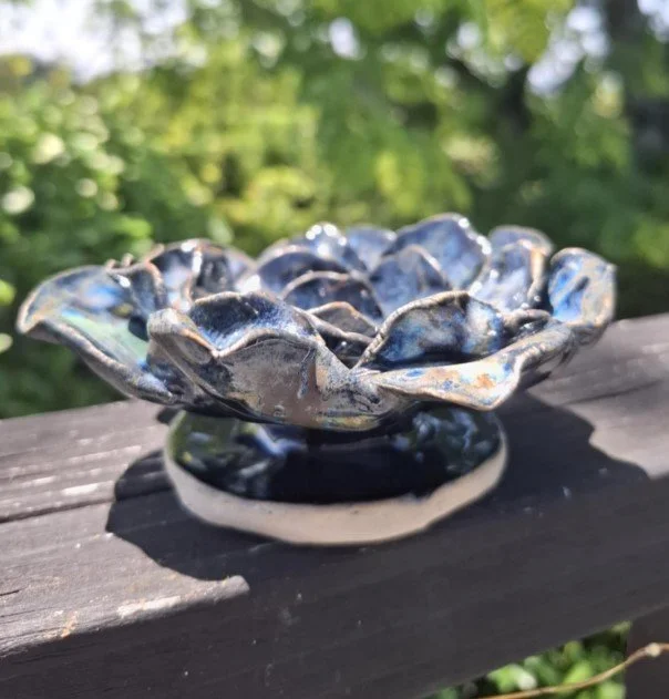 Black, blue & green rose side.jpg