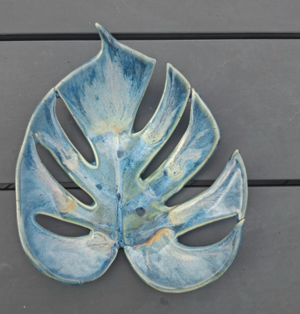 Blue Monstera 4.png