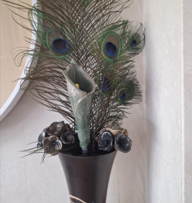 Green calla lily on stakevase.jpg