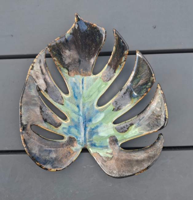 Tropical Inspired Monstera Leaf Dish - Forest Lagoon