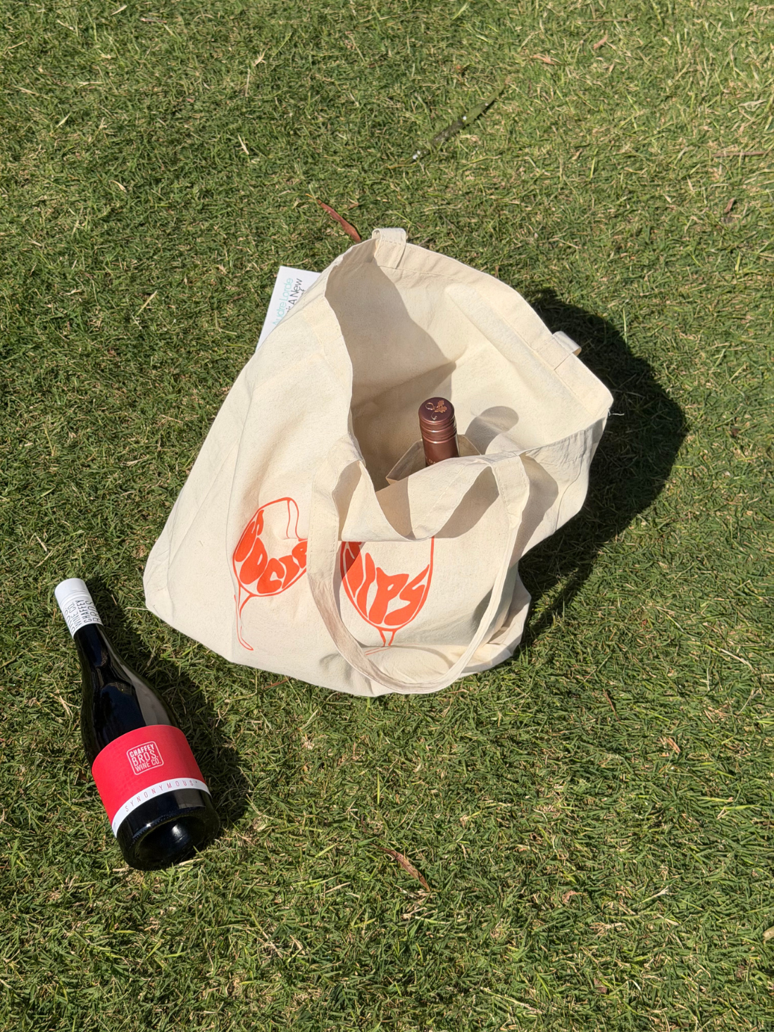 SIP, SOCIAL, TOTE.png