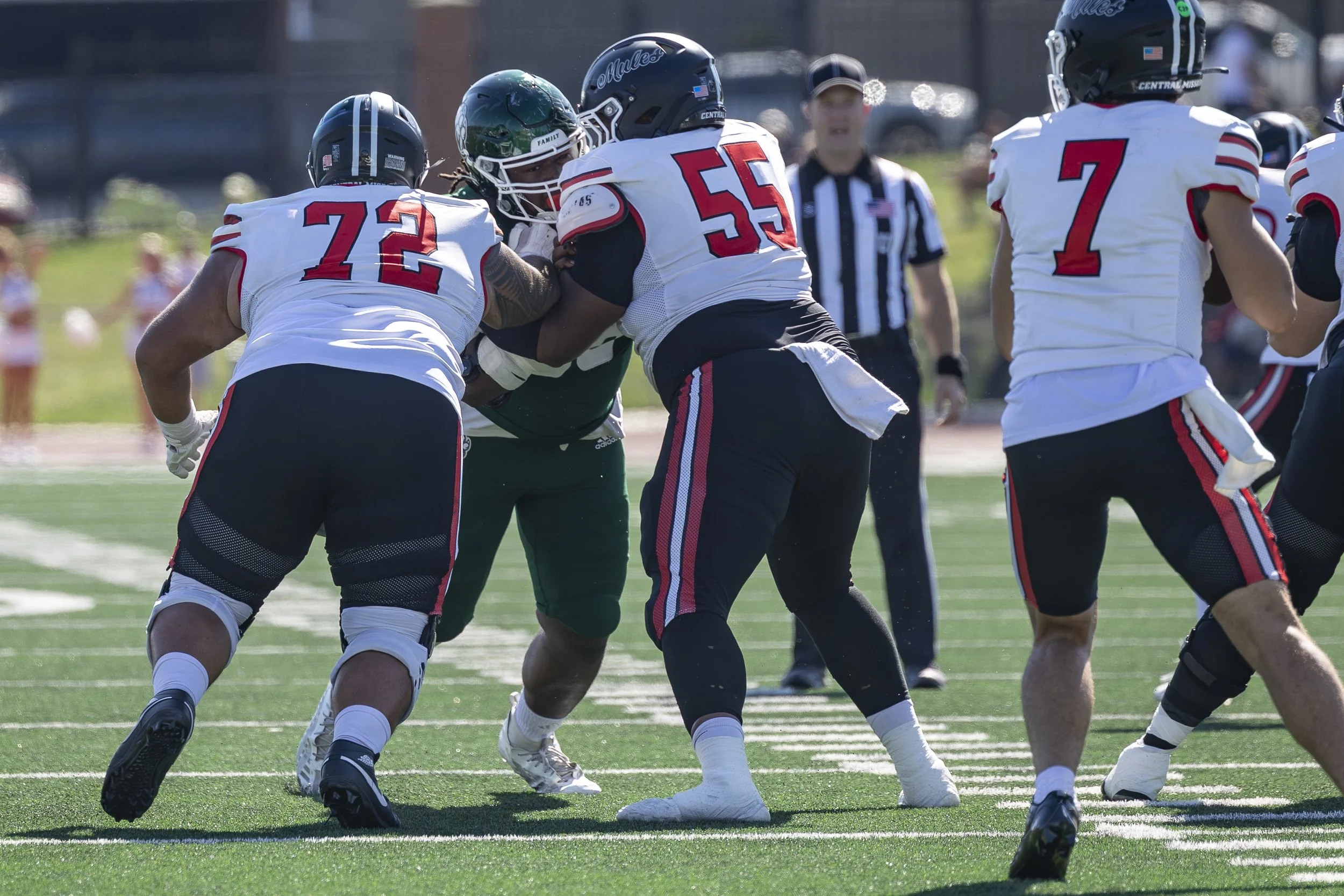 FB 26 10 10 NW v UCM_MH-07.jpg
