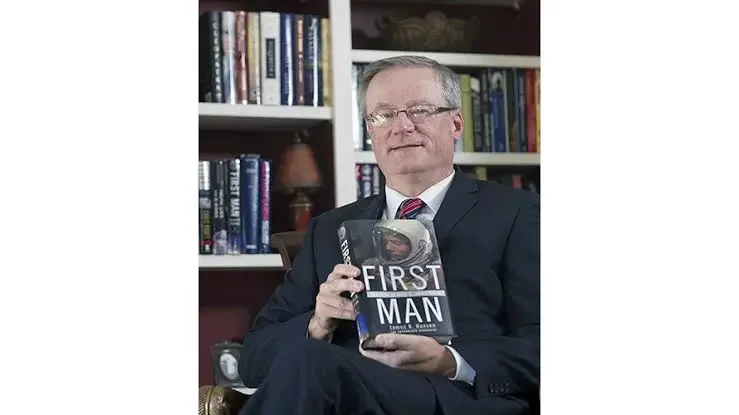 James R. Hansen