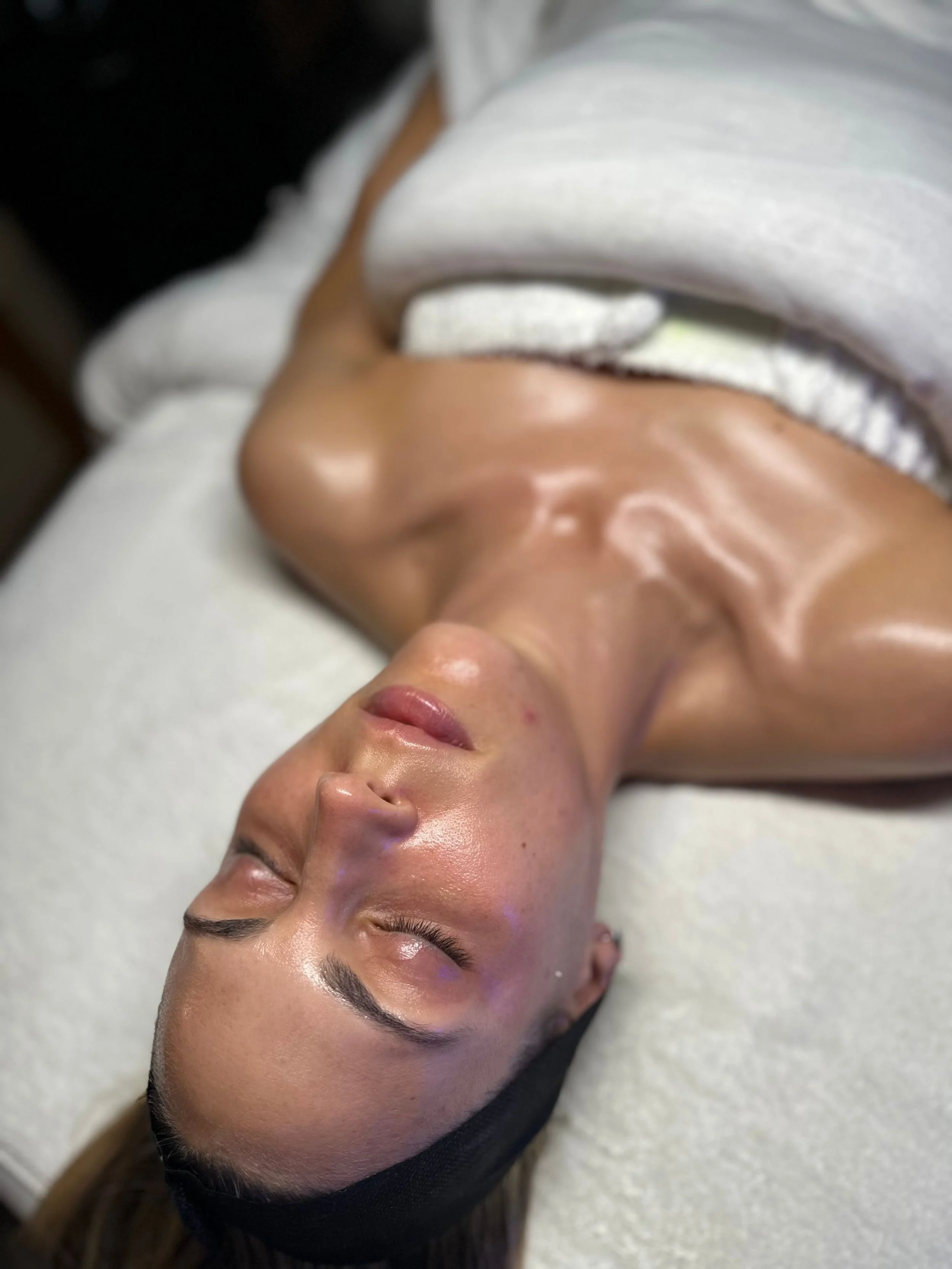 iS Clinical Prodigy Peel.jpg