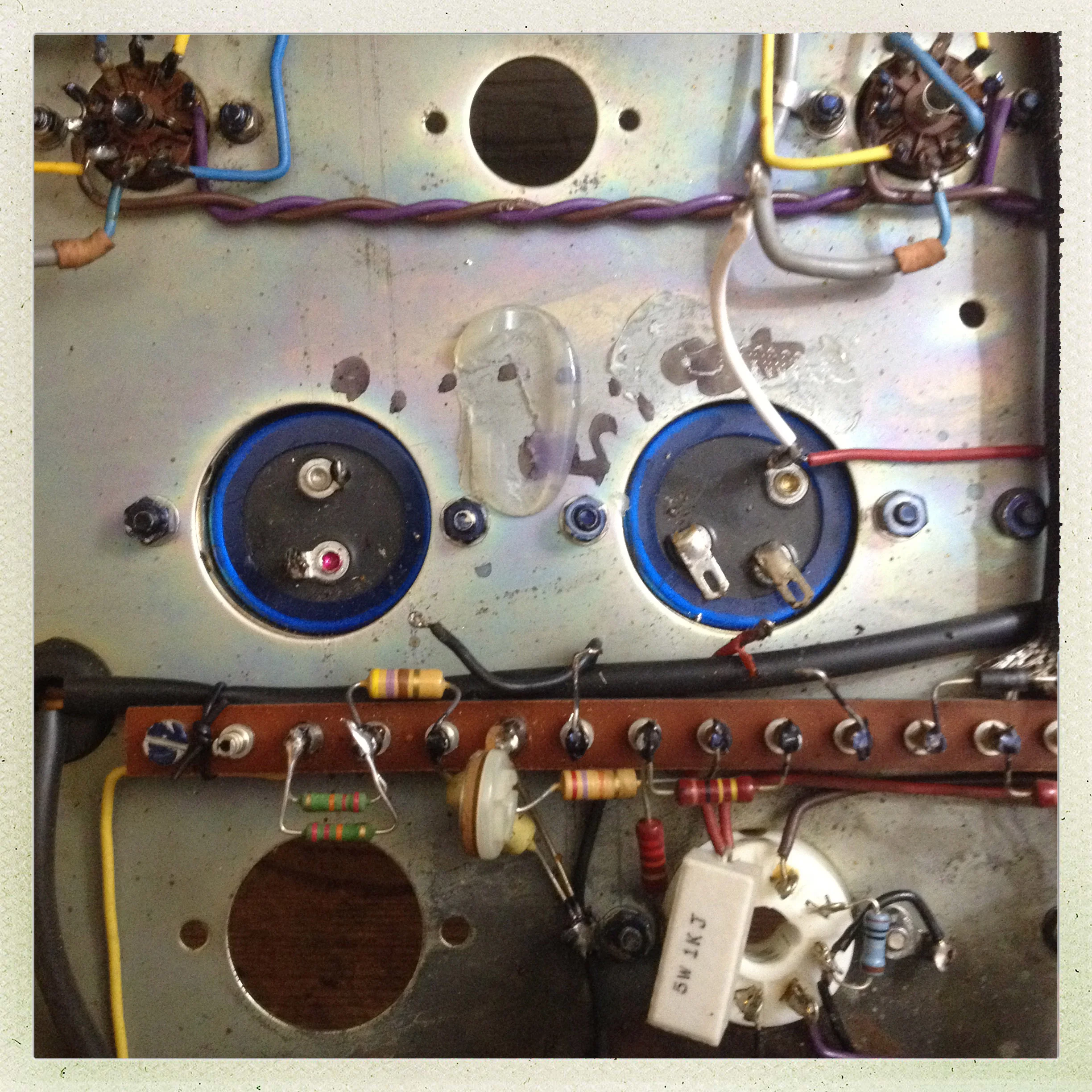 Seattle-Amp-Repair-Hiwatt-5.jpg