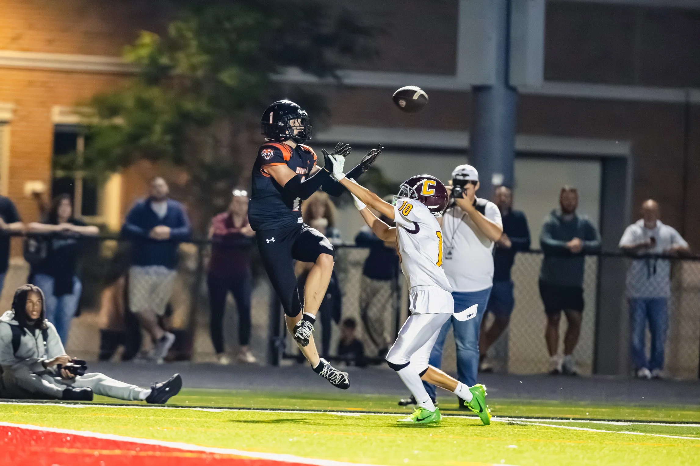 2025.9.4DRVTHS-DIMAN FOOTBALL CASE-12.jpg