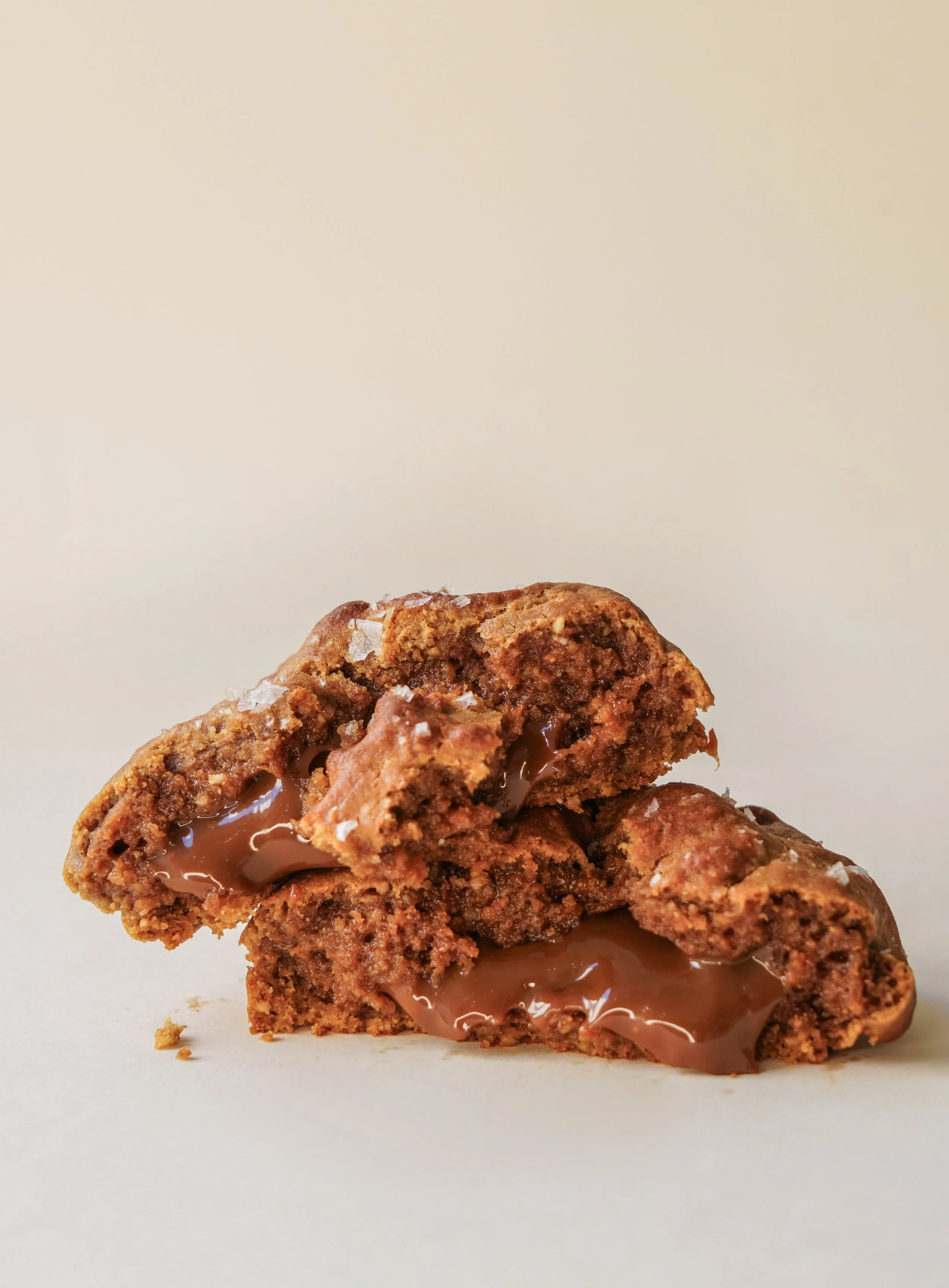 Salted dulce de leche cookie