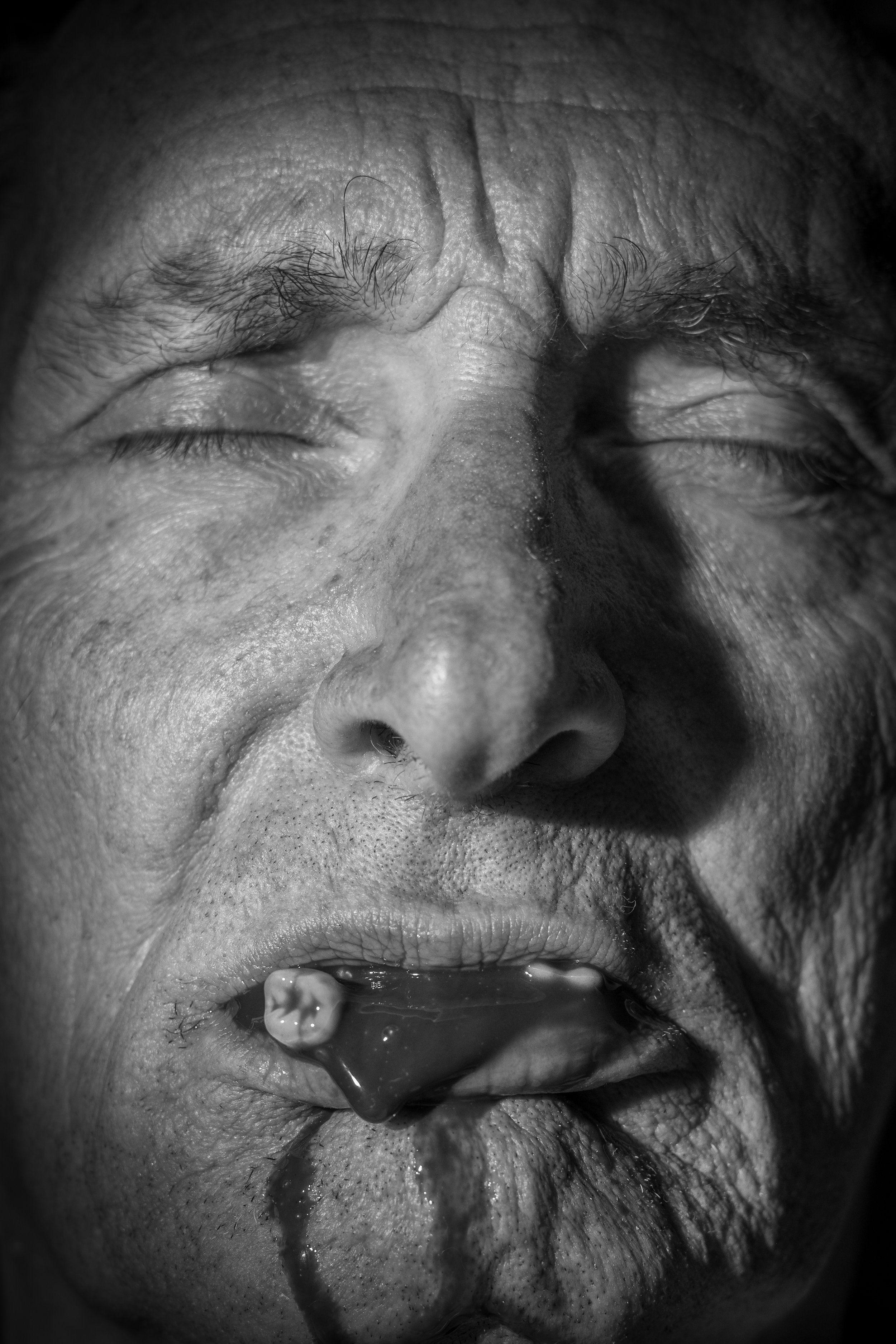 40 million adults in the us are without teeth