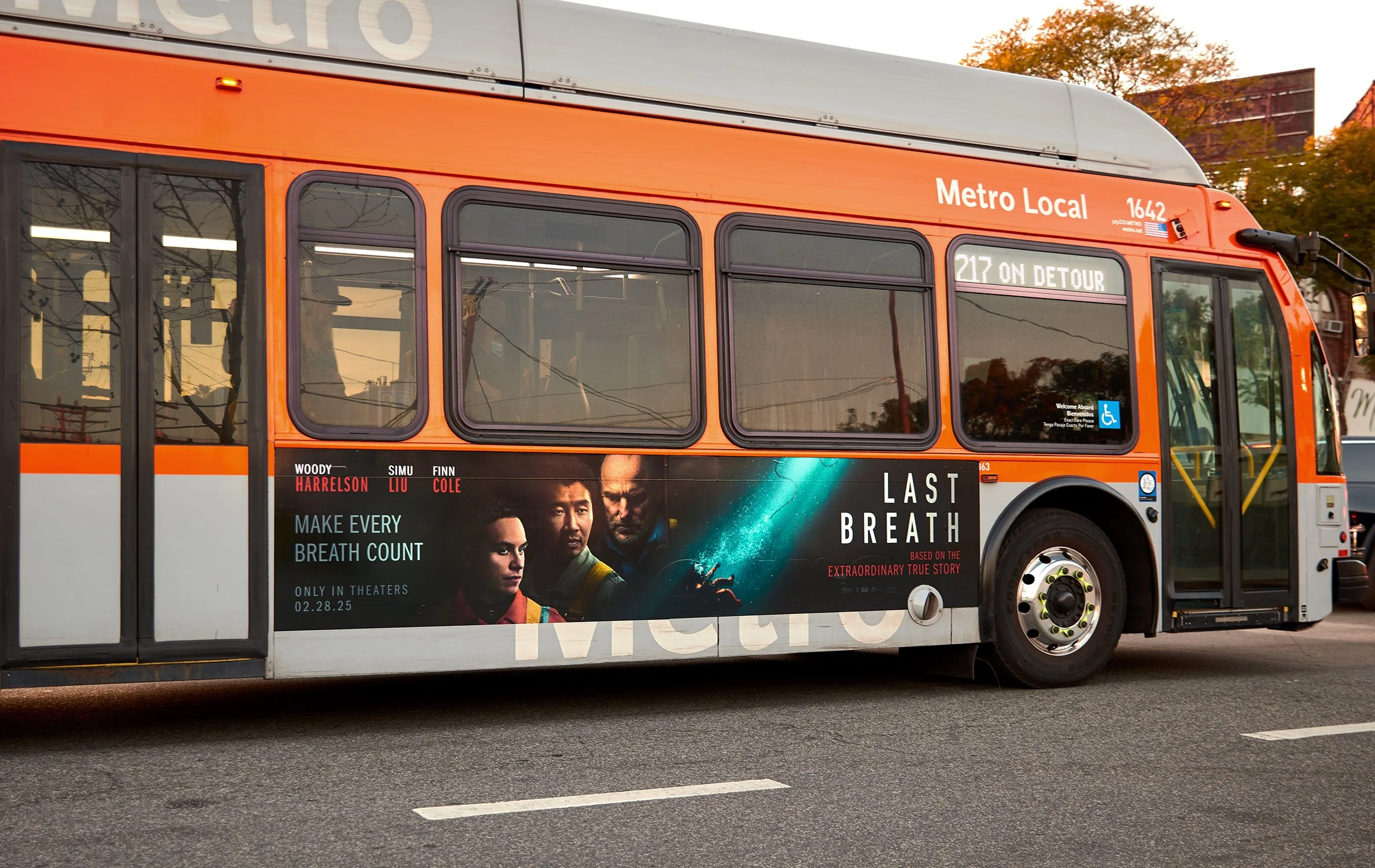 LB_Bus.jpg